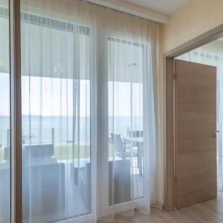 Lellemarine By Bltn Apartment Balatonlelle