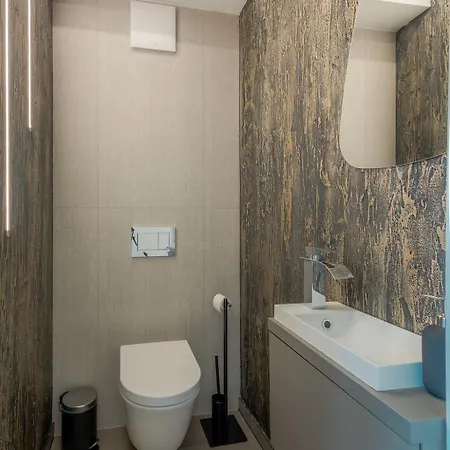 Lellemarine By Bltn *